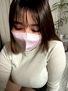 Megu Melon online show from December 17, 2:45 pm