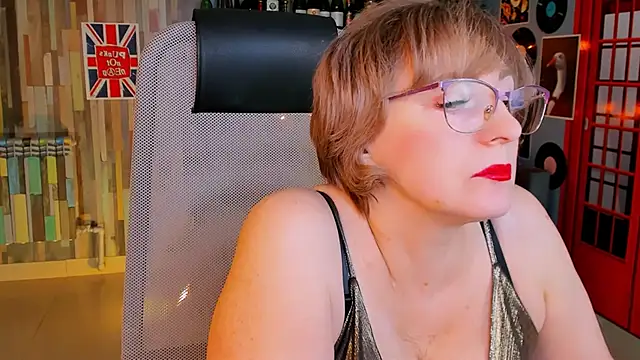 sugar vivien online show from December 3, 2:15 pm