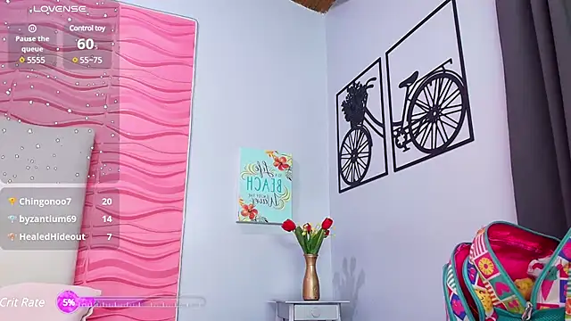 Veronica Tits online show from February 3, 8:24 am