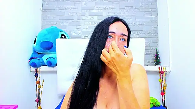 HorniestMilf online show from September 26, 9:19 pm