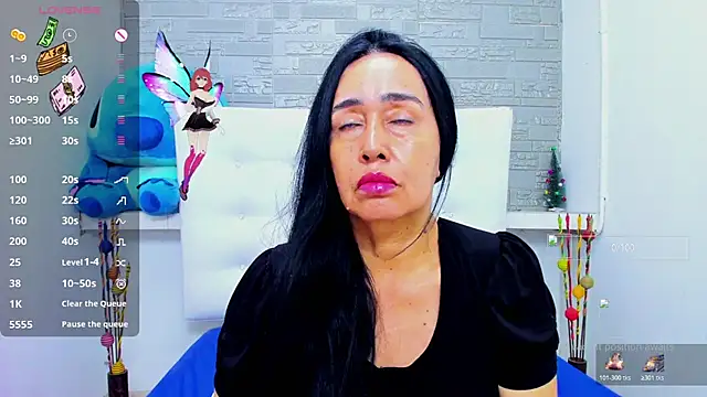 HorniestMilf online show from November 20, 8:19 pm