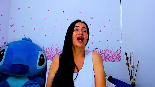 HorniestMilf online show from July 13, 9:28 pm