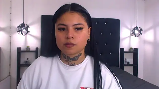 Mels  online show from March 25, 6:25 pm