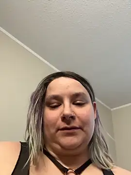 kitten0760 online show from May 8, 9:53 pm
