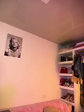 Melina-Smith online show from March 28, 7:35 pm