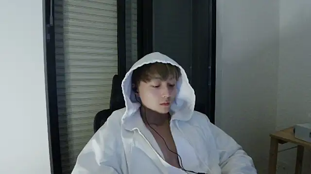 Tkcqcc online show from February 21, 4:37 pm