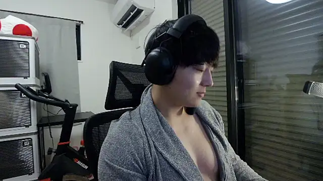 Snapshot of Tkcqcc chatting on January 7, 2:08 pm Tkcqcc online show from January 7, 2:08 pm