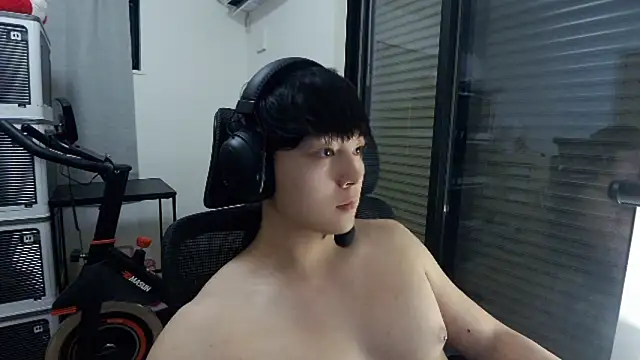 Snapshot of Tkcqcc chatting on February 3, 1:16 pm Tkcqcc online show from February 3, 1:16 pm