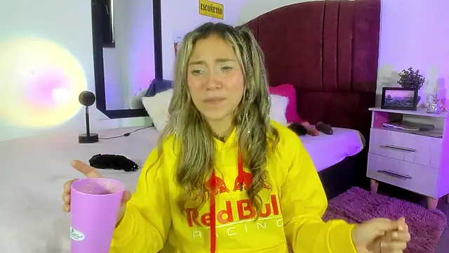 Snapshot of alisson_zafiro_ chatting on January 7, 12:09 pm alisson zafiro online show from January 7, 12:09 pm