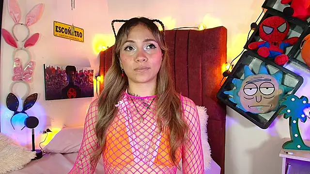 Snapshot of alisson_zafiro_ chatting on March 21, 6:16 am alisson zafiro online show from March 21, 6:16 am