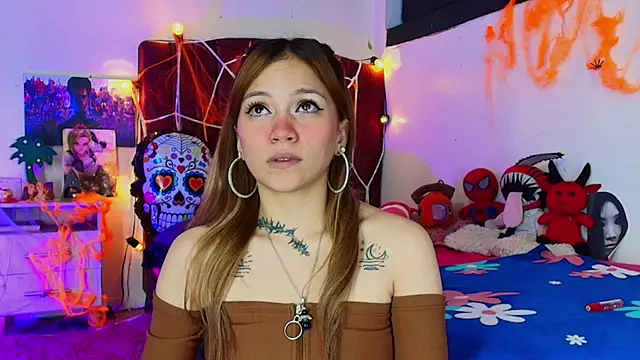 Snapshot of alisson_zafiro_ chatting on October 29, 3:31 am alisson zafiro online show from October 29, 3:31 am