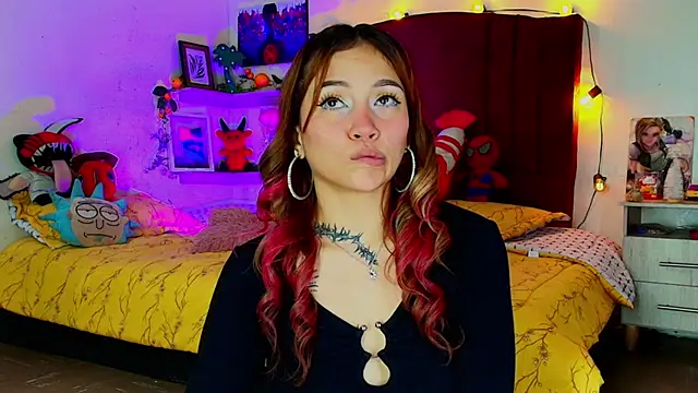 Snapshot of alisson_zafiro_ chatting on November 24, 3:17 am alisson zafiro online show from November 24, 3:17 am