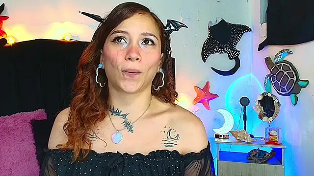 Snapshot of alisson_zafiro_ chatting on July 17, 8:54 am alisson zafiro online show from July 17, 8:54 am