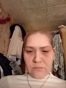 Snapshot of Minna_Jeannie chatting on December 24, 3:27 am Minna Jeannie online show from December 24, 3:27 am