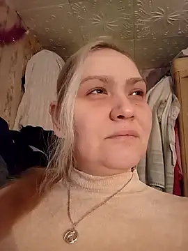 Snapshot of Minna_Jeannie chatting on January 14, 3:22 am Minna Jeannie online show from January 14, 3:22 am