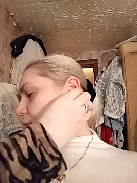 Snapshot of Minna_Jeannie chatting on January 31, 3:30 am Minna Jeannie online show from January 31, 3:30 am