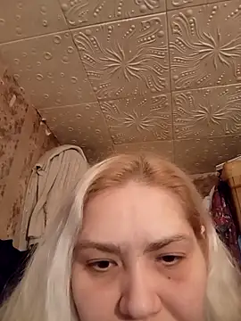 Snapshot of Minna_Jeannie chatting on February 24, 3:23 am Minna Jeannie online show from February 24, 3:23 am