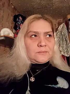 Snapshot of Minna_Jeannie chatting on October 31, 2:01 am Minna Jeannie online show from October 31, 2:01 am