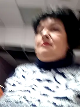 FantasyMichelle online show from April 12, 6:35 pm