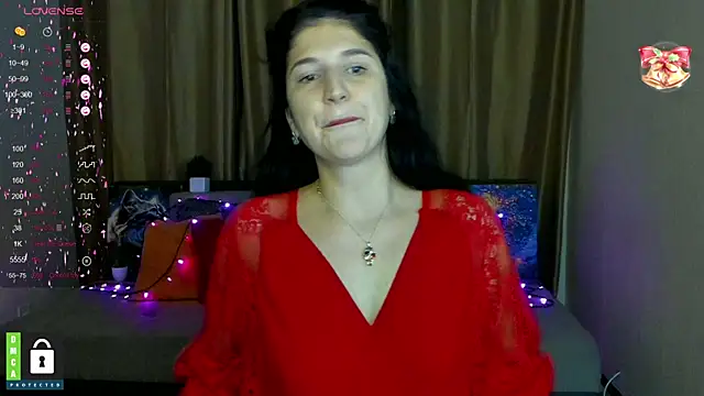 Snapshot of Alianna_Solo_Kisses chatting on February 3, 12:25 pm Alianna Solo Kisses online show from February 3, 12:25 pm