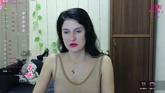 Snapshot of Alianna_Solo_Kisses chatting on March 7, 12:34 pm Alianna Solo Kisses online show from March 7, 12:34 pm