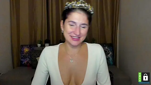 Snapshot of Alianna_Solo_Kisses chatting on November 27, 12:29 pm Alianna Solo Kisses online show from November 27, 12:29 pm