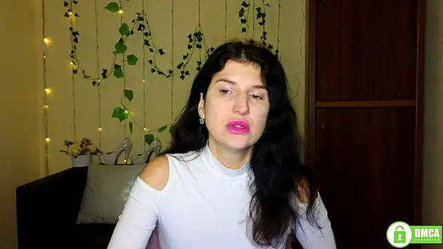 Alianna Solo Kisses online show from February 8, 12:19 pm