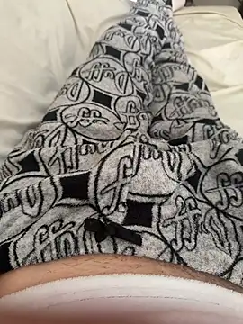 Xesco22 online show from April 16, 11:11 am