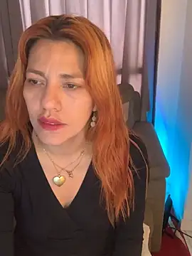 lia huan online show from March 8, 1:14 pm