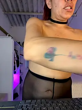 lia huan online show from September 29, 2:22 pm