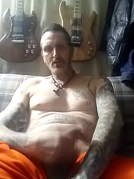 2Hot2gether69 online show from March 6, 9:14 am