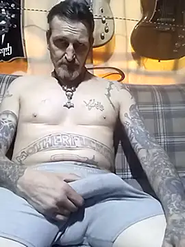 2Hot2gether69 online show from March 18, 8:48 pm