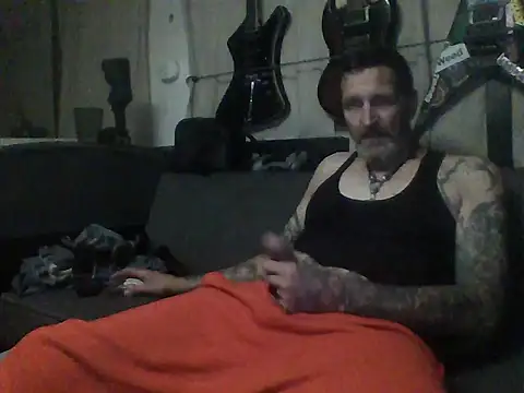 2Hot2gether69 online show from October 16, 7:42 am