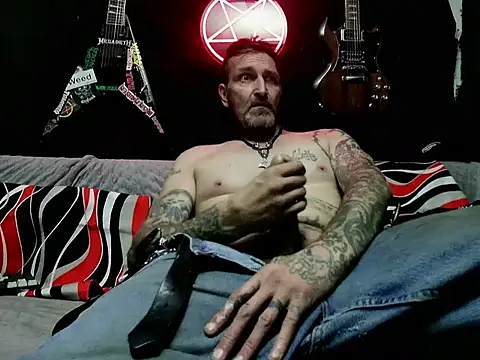 2Hot2gether69 online show from November 10, 6:56 am