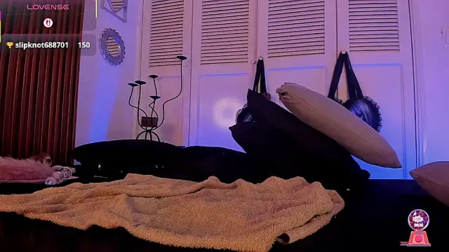 Emiilycollins online show from February 15, 7:51 am