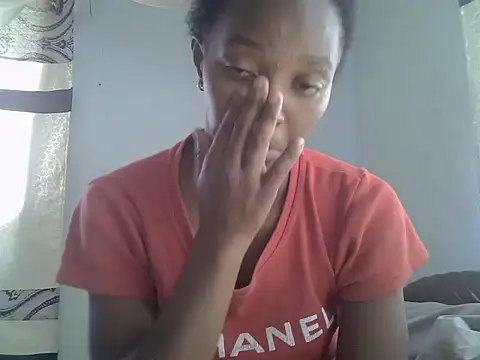 ElianeHot online show from September 24, 8:50 am