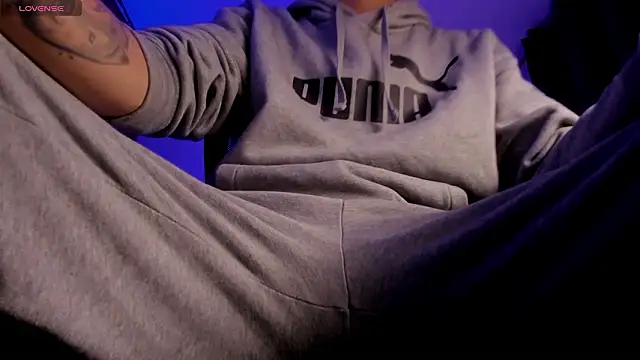 s sven03 online show from March 14, 1:44 am