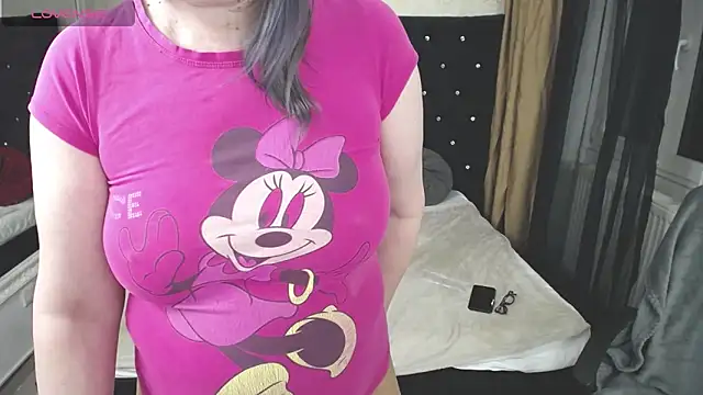 Snapshot of Lilly_hott chatting on January 21, 7:28 pm Lilly hott online show from January 21, 7:28 pm