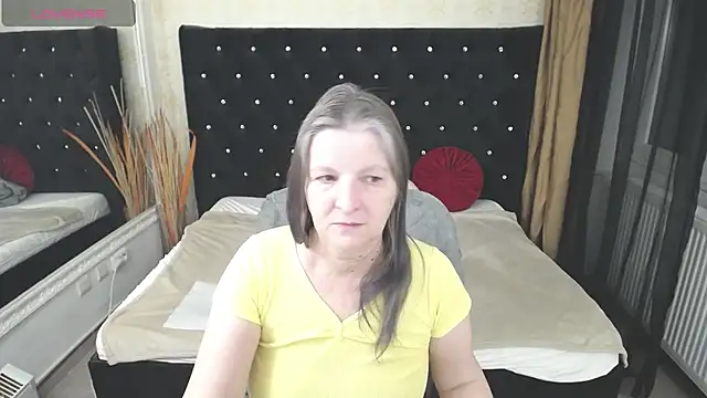 Snapshot of Lilly_hott chatting on March 7, 6:54 pm Lilly hott online show from March 7, 6:54 pm