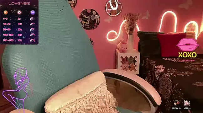 Snapshot of Kanika_9_ chatting on February 11, 3:51 pm Kanika 9 online show from February 11, 3:51 pm