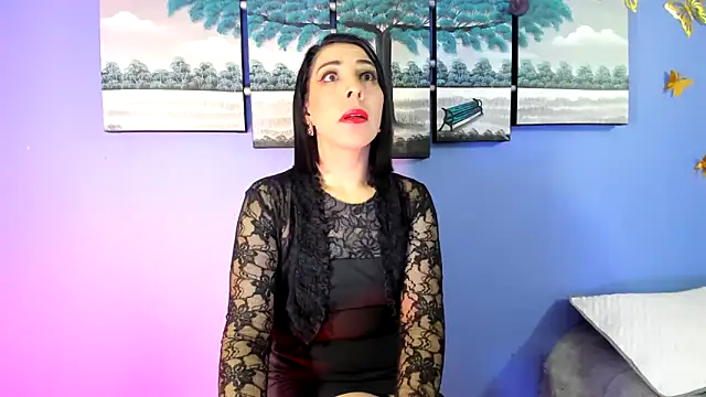 Snapshot of AdelleLennox_cg chatting on February 18, 11:00 am AdelleLennox cg online show from February 18, 11:00 am