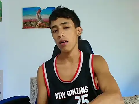 Ostin18hot online show from November 28, 1:52 am