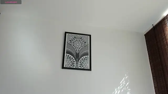 VeronicaTonu online show from May 9, 1:38 pm