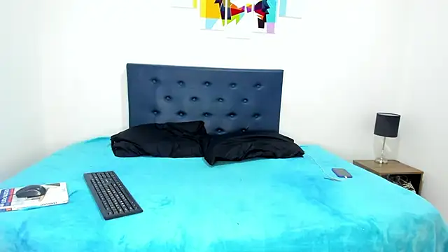 Snapshot of brenda_sofia2 chatting on October 24, 8:05 pm brenda sofia2 online show from October 24, 8:05 pm