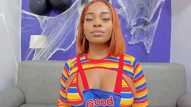 ShantalGomes online show from October 31, 7:59 pm