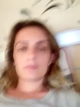 Snapshot of SophyGirl chatting on February 12, 12:44 pm SophyGirl online show from February 12, 12:44 pm