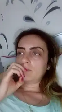 Snapshot of SophyGirl chatting on February 26, 9:37 pm SophyGirl online show from February 26, 9:37 pm