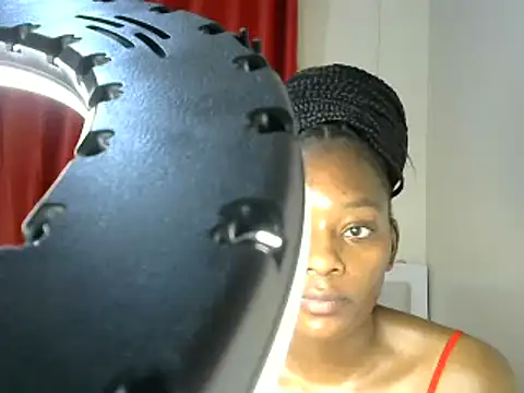 Queen of the ring1 online show from February 13, 11:26 pm