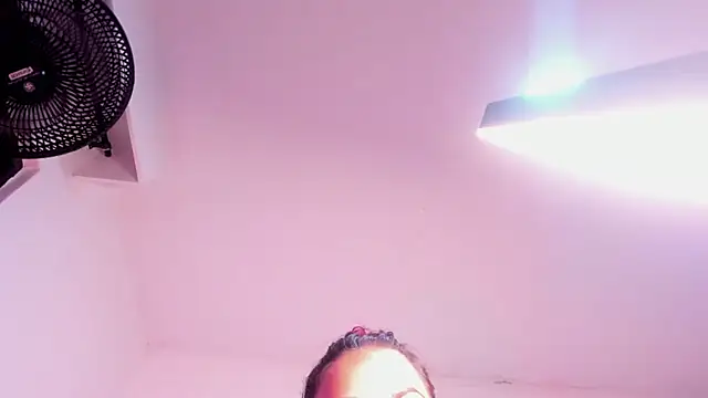 Snapshot of amber_demons2021 chatting on March 11, 1:26 am amber demons2021 online show from March 11, 1:26 am