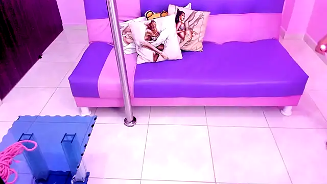 Snapshot of mature_dirty_squirt chatting on March 15, 12:34 pm mature dirty squirt online show from March 15, 12:34 pm